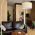 Plaza América , Centro