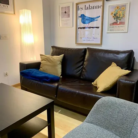 Marques De Teverga , Centro *