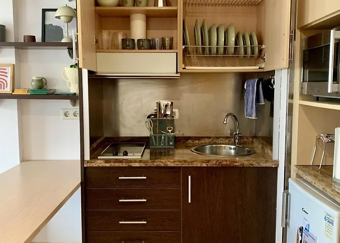 Marques De Teverga , Centro *