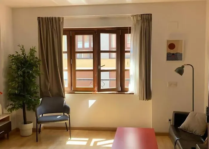 Marques De Teverga , Centro Oviedo