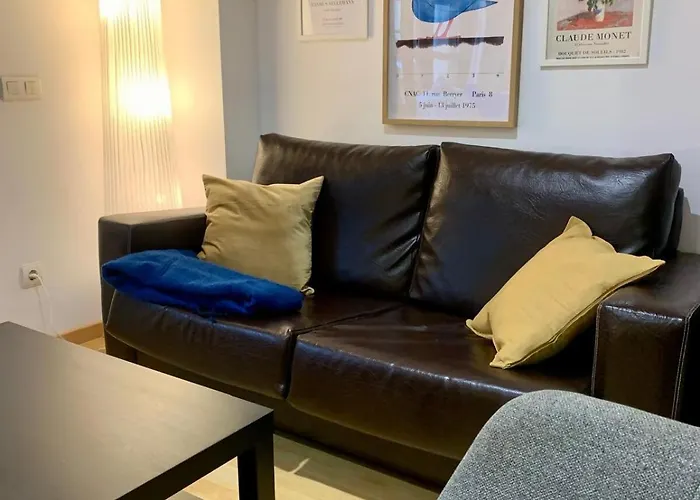 Marques De Teverga , Centro *