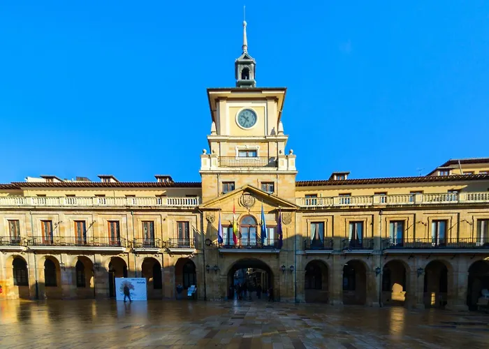 Marques De Teverga , Centro *